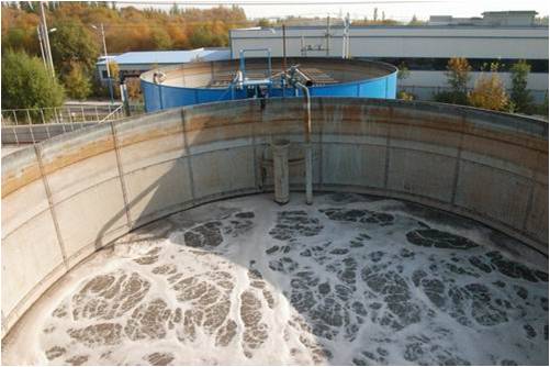 造紙廢水.jpg 造紙廢水.jpg