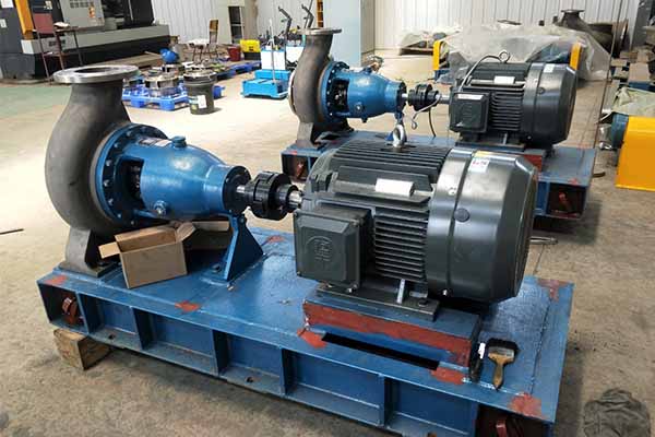 污水處理現場水泵 污水處理現場水泵