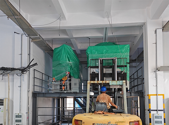 蒸發器安裝定位.jpg 蒸發器安裝定位.jpg